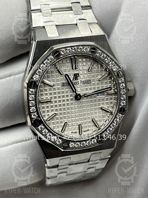 Фото 3 - Audemars Piguet Royal Oak 33mm 67651ST.ZZ.1261ST.01