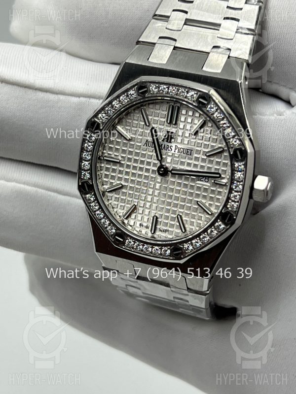 Фото 7 - Audemars Piguet Royal Oak 33mm 67651ST.ZZ.1261ST.01