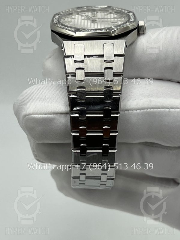 Фото 8 - Audemars Piguet Royal Oak 33mm 67651ST.ZZ.1261ST.01