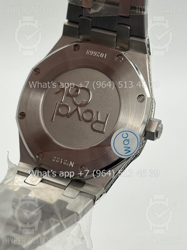 Фото 9 - Audemars Piguet Royal Oak 33mm 67652BC.ZZ.1262BC.01