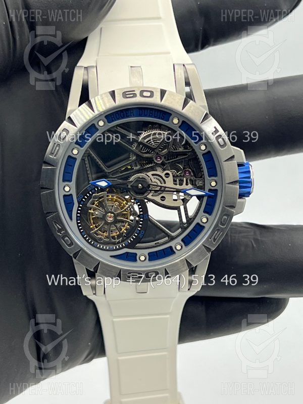 Фото 10 - Roger Dubuis Excalibur 45mm Flying Tourbillon White Blue