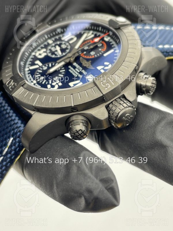 Фото 8 - Breitling Avenger Chronograph 45 Night Mission V13375101C1X1