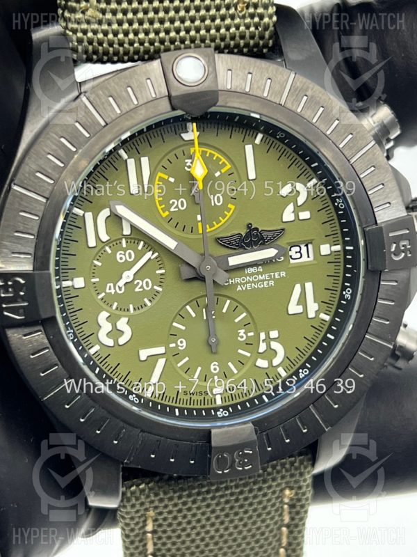 Фото 6 - Breitling Avenger Chronograph 45 Night Mission V13317101L1X1