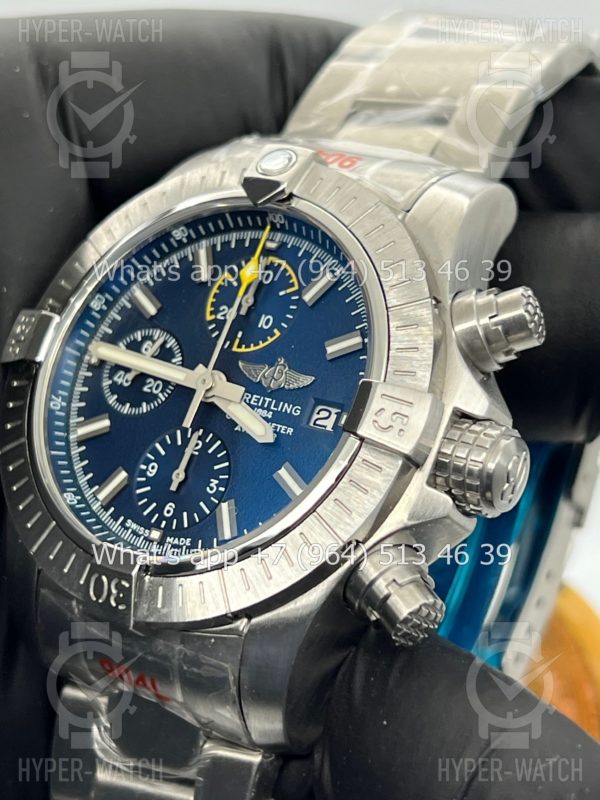 Фото 4 - Breitling Avenger Chronograph 45 A13317101C1A1