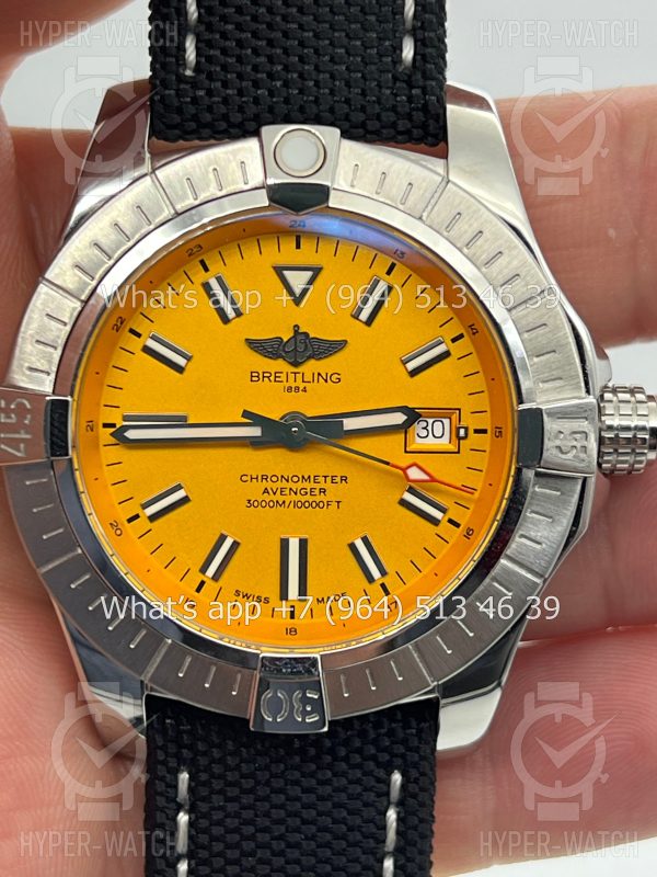 Фото 2 - Breitling Avenger Automatic 45 Seawolf A17319101I1X2