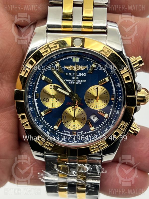 Фото 2 - Breitling Chronomat 44 CB0110121C1C1