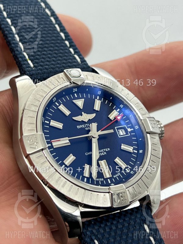 Фото 3 - Breitling Avenger Automatic 43 A17318101C1X1