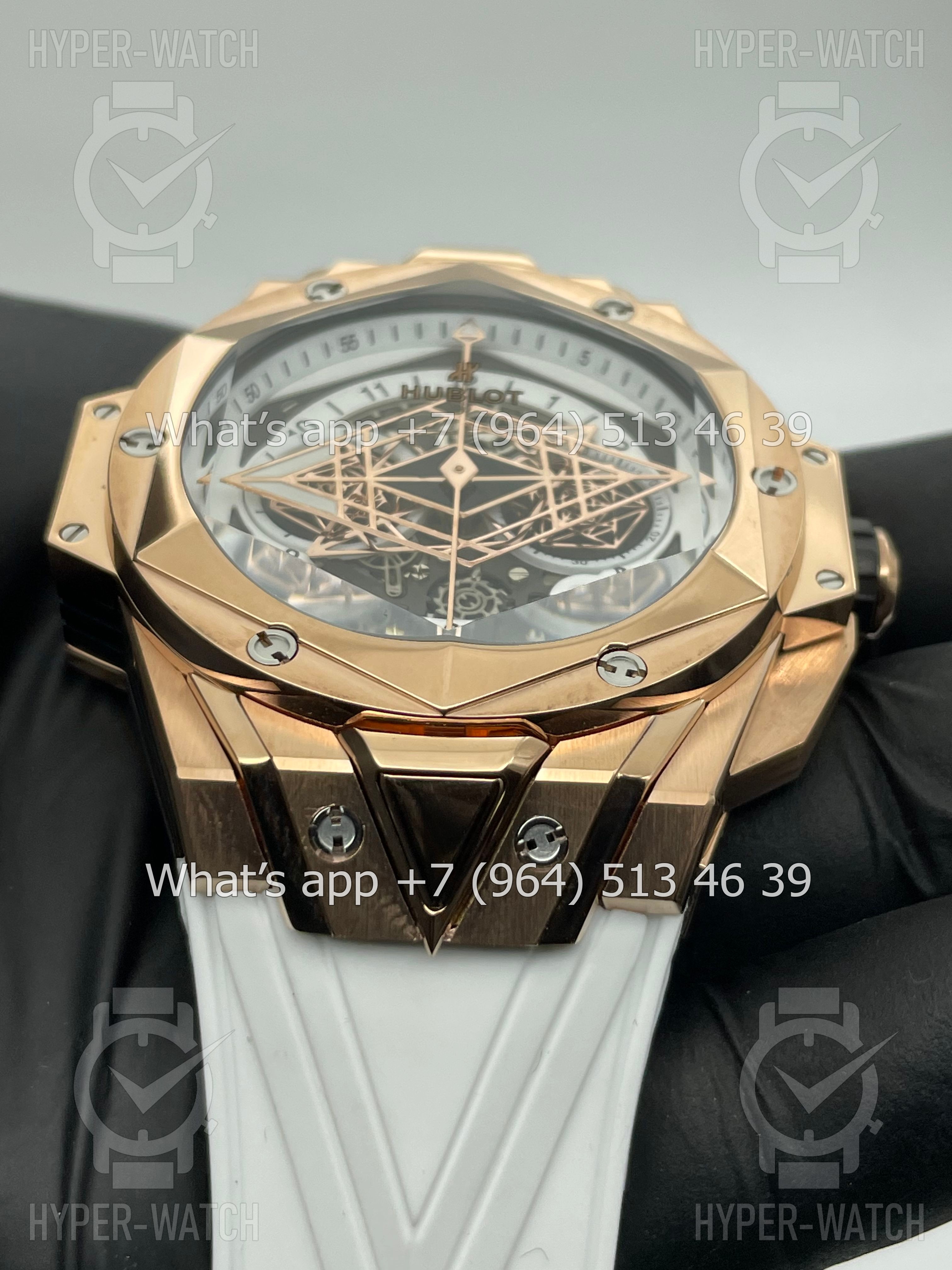 Фото 5 - Hublot Big Bang Sang Bleu II 418.OX.2001.RX.MXM20