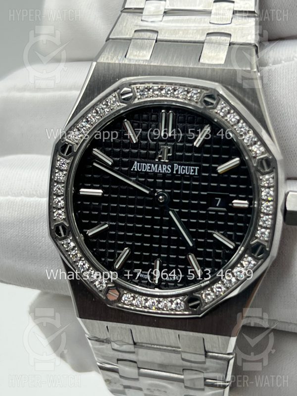 Фото 2 - Audemars Piguet Royal Oak 33mm 67651ST.ZZ.D002CR.01