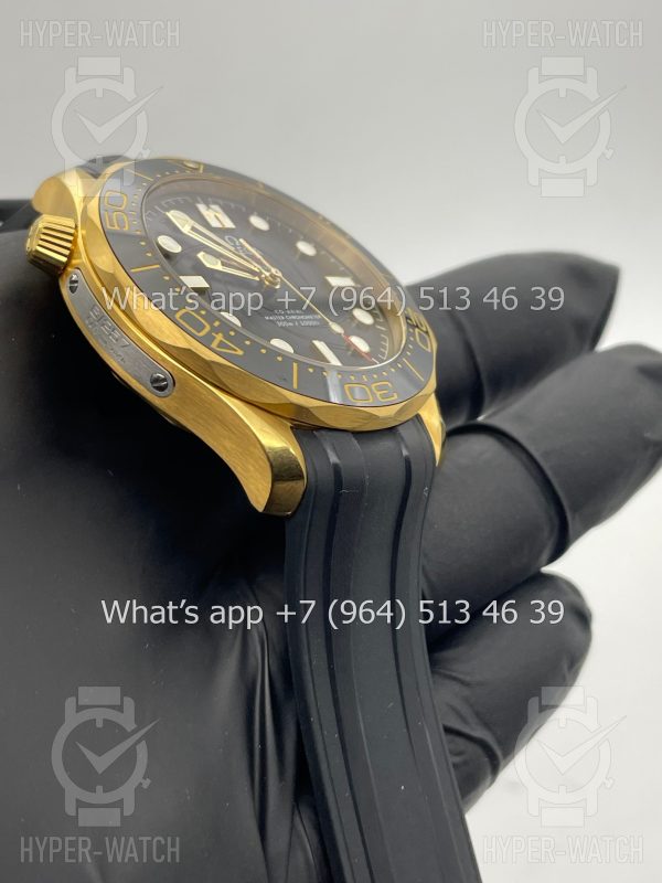 Фото 9 - Omega Seamaster Diver 300M 210.62.42.20.01.001 James Bond