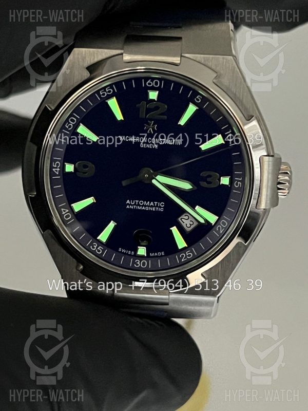 Фото 18 - Vacheron Constantin Overseas 42mm 47040/000A-9008 Blue Dial