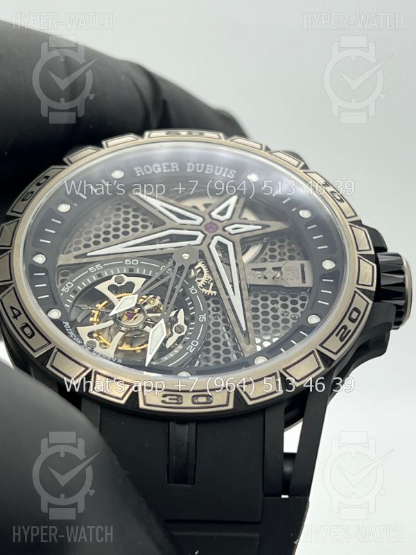 Фото 4 - Roger Dubuis Excalibur 39mm Spider Flying Tourbillon RDDBEX0815