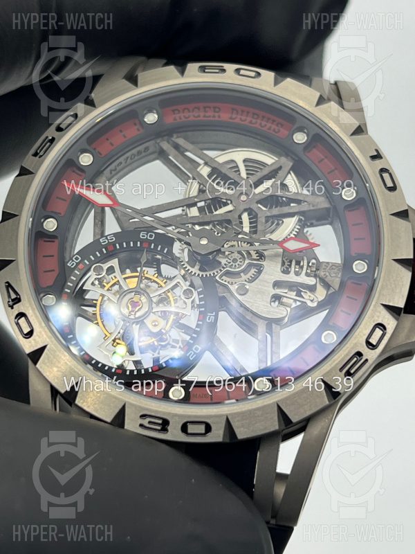 Фото 3 - Roger Dubuis Excalibur 45mm Flying Tourbillon RDDBEX0545