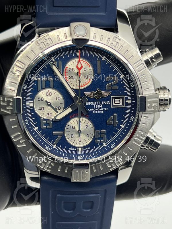 Фото 2 - Breitling Avenger II 43mm A13381111C1S2