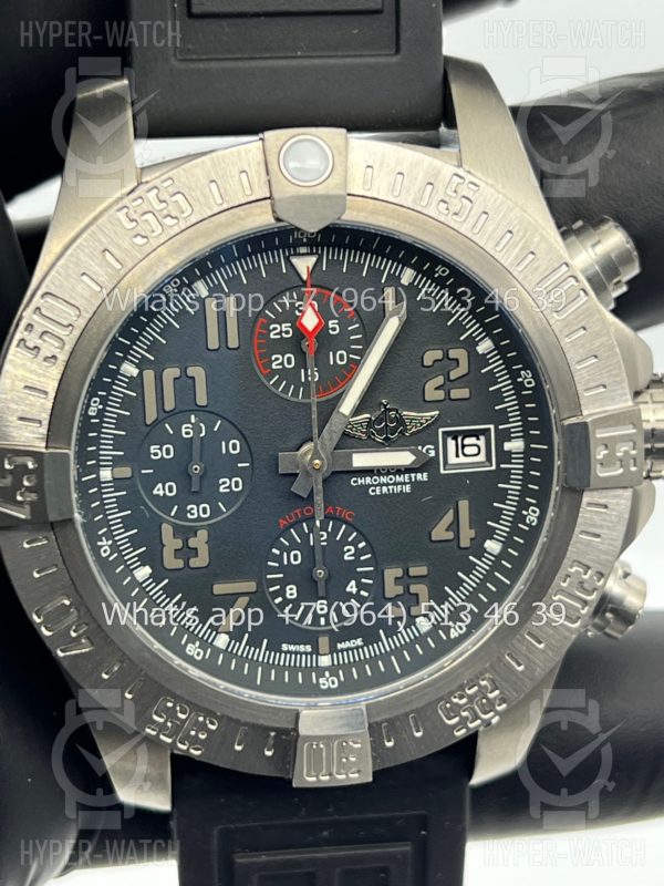 Фото 2 - Breitling Avenger II 43mm A1337111BC28155S