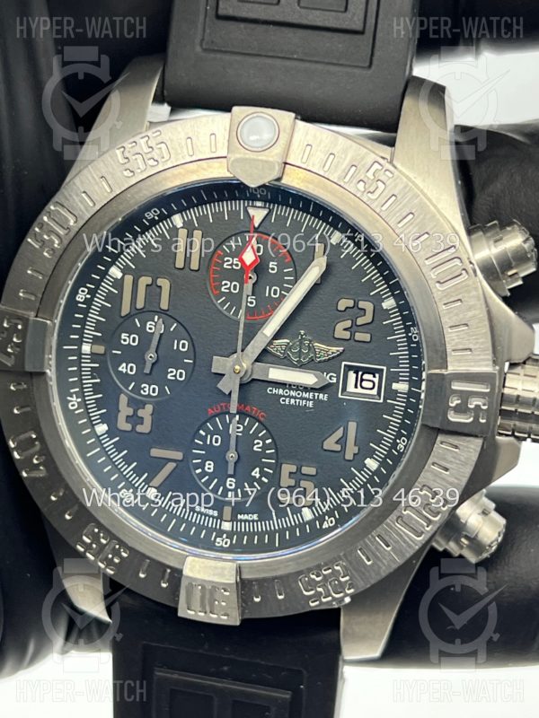 Фото 3 - Breitling Avenger II 43mm A1337111BC28155S