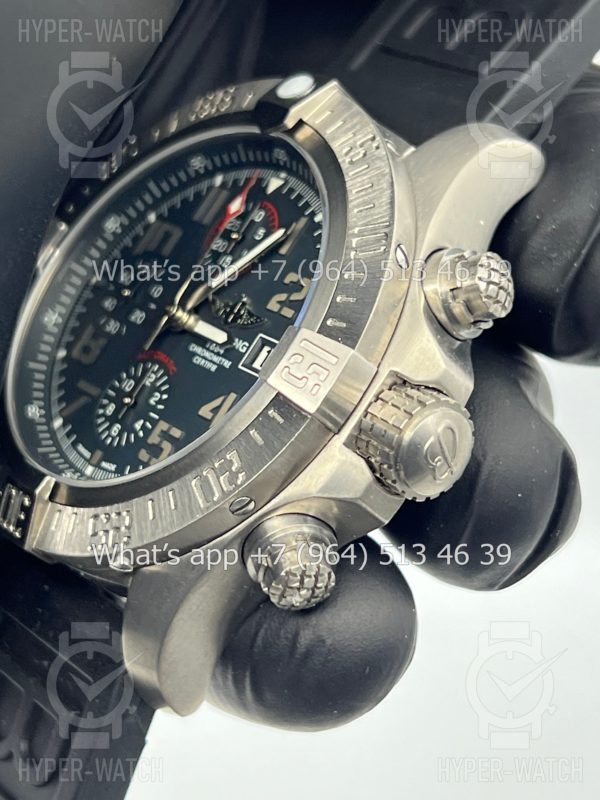 Фото 4 - Breitling Avenger II 43mm A1337111BC28155S