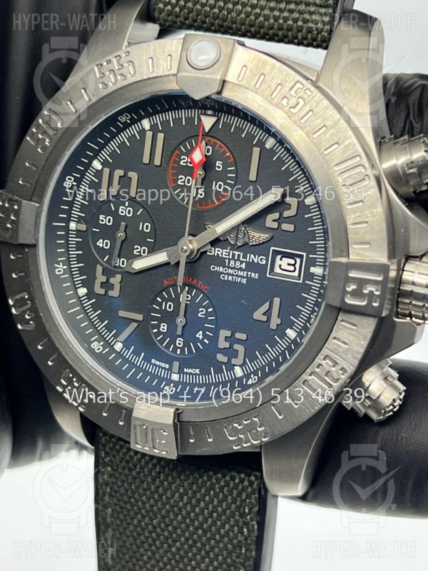 Фото 3 - Breitling Avenger Bandit 45mm E13383101