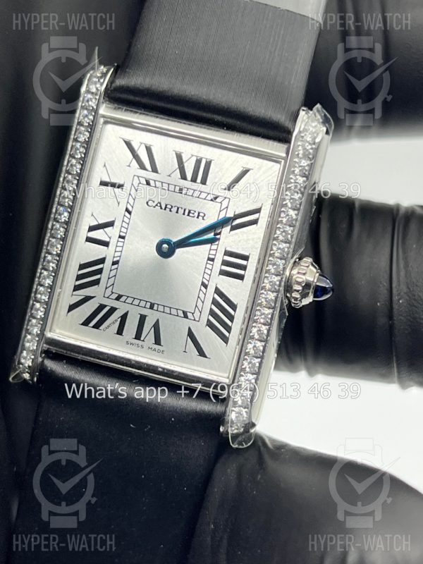 Фото 6 - Cartier Tank 25,5mm W4TA0017 Silver Dial