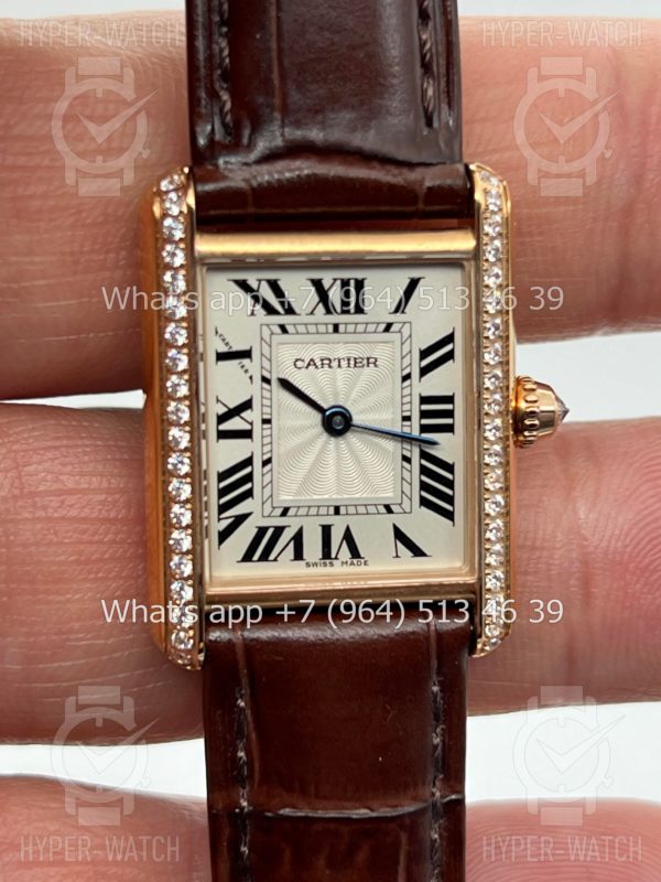 Фото 5 - Cartier Tank 22,5mm Diamond