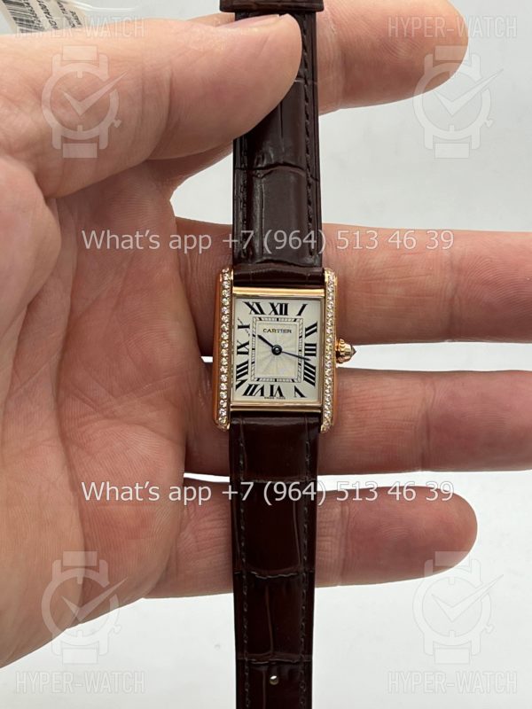 Фото 8 - Cartier Tank 22,5mm Diamond