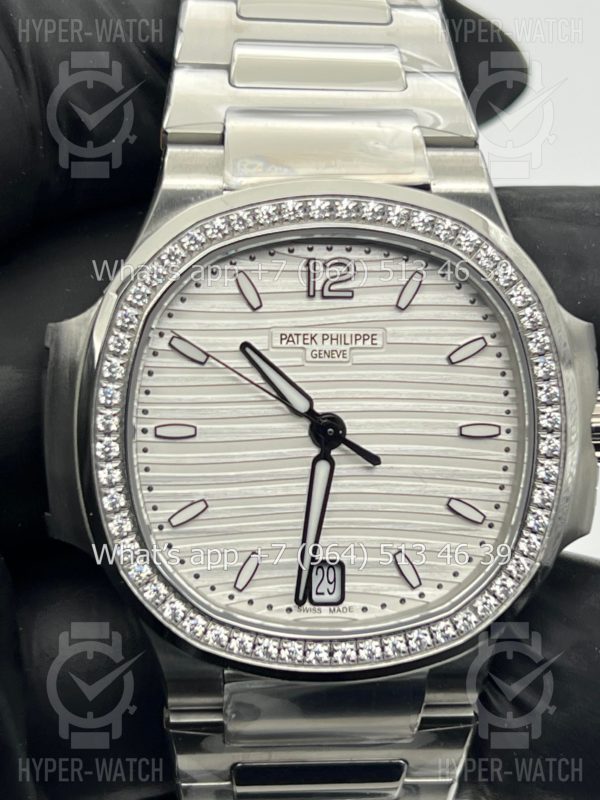 Фото 9 - Patek Philippe Nautilus 35mm 7118/1200A-010 3K