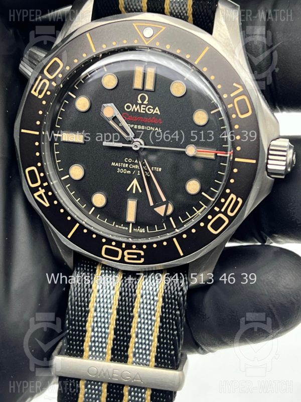 Фото 3 - Omega Seamaster Diver 300M 210.92.42.20.01.001 James Bond