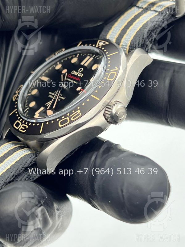 Фото 7 - Omega Seamaster Diver 300M 210.92.42.20.01.001 James Bond