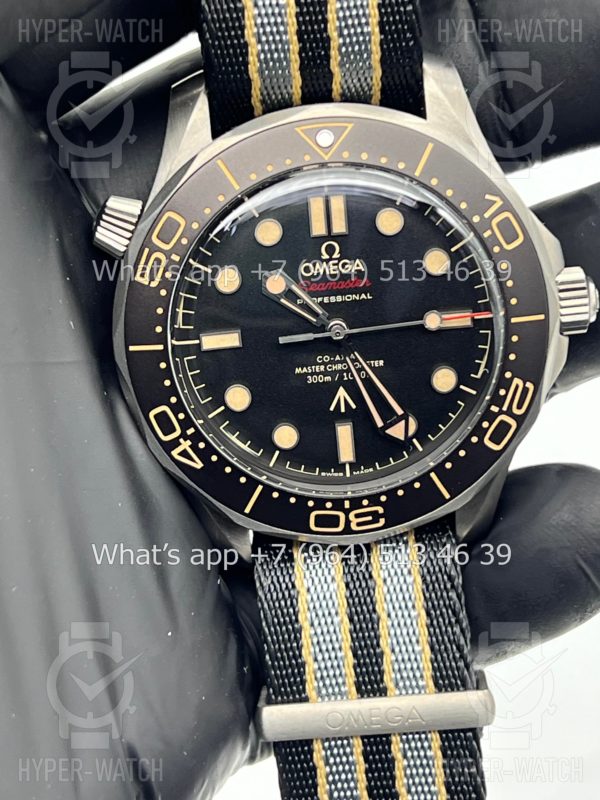 Фото 9 - Omega Seamaster Diver 300M 210.92.42.20.01.001 James Bond