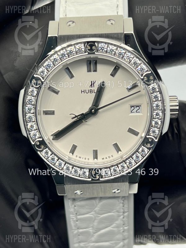 Фото 2 - Hublot Classic Fusion 33mm 581.NE.2010.LR.1204