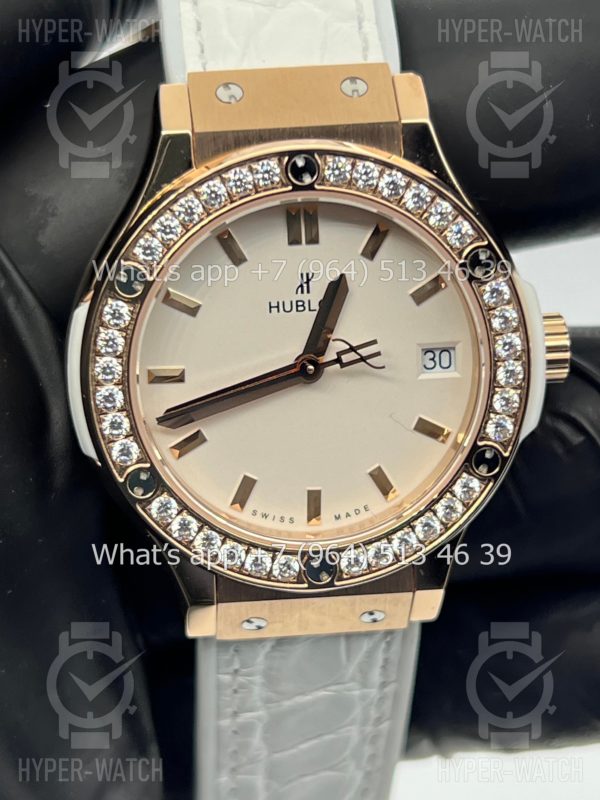 Фото 7 - Hublot Classic Fusion 33mm 581.OE.2080.LR.1204