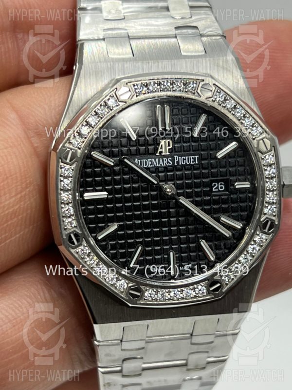 Фото 5 - Audemars Piguet Royal Oak 33mm 67651ST.ZZ.D002CR.01 Diamond