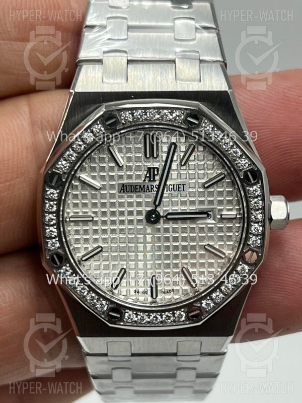 Фото 5 - Audemars Piguet Royal Oak 33mm 67651ST.ZZ.1261ST.01 Diamond