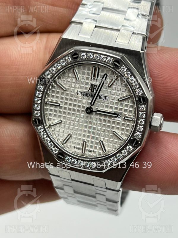 Фото 6 - Audemars Piguet Royal Oak 33mm 67651ST.ZZ.1261ST.01 Diamond