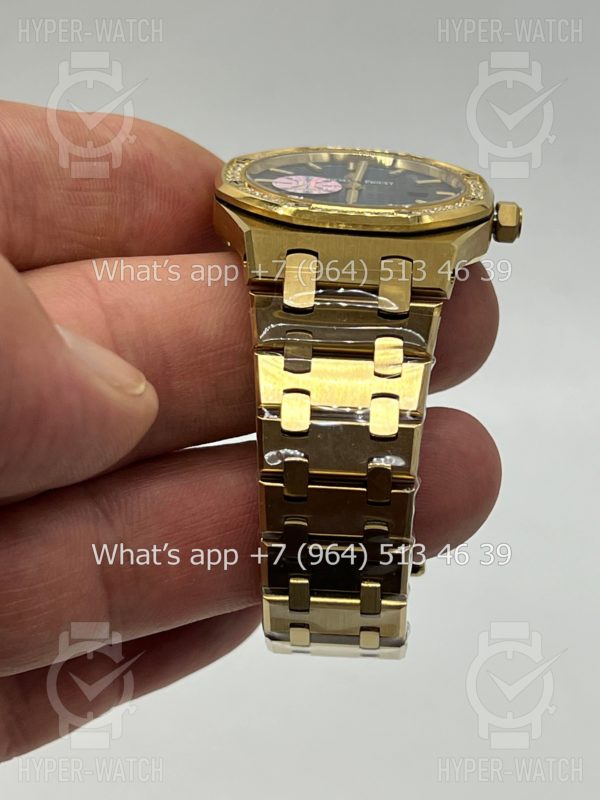 Фото 6 - Audemars Piguet Royal Oak 33mm 67651BA.ZZ.1261BA.02