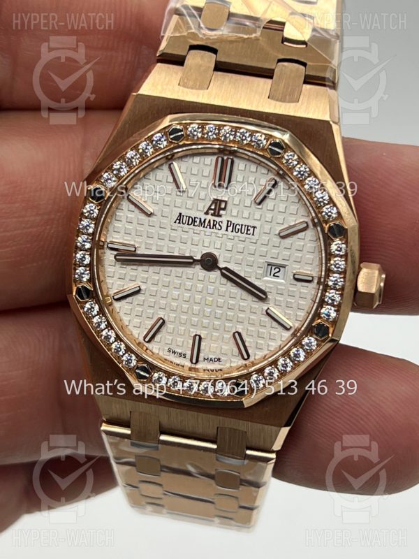 Фото 2 - Audemars Piguet Royal Oak 33mm 67651OR.ZZ.1261OR.01