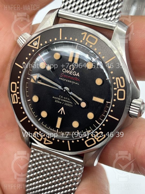 Фото 8 - Omega Seamaster Diver 300M 210.90.42.20.01.001 James Bond Titanium