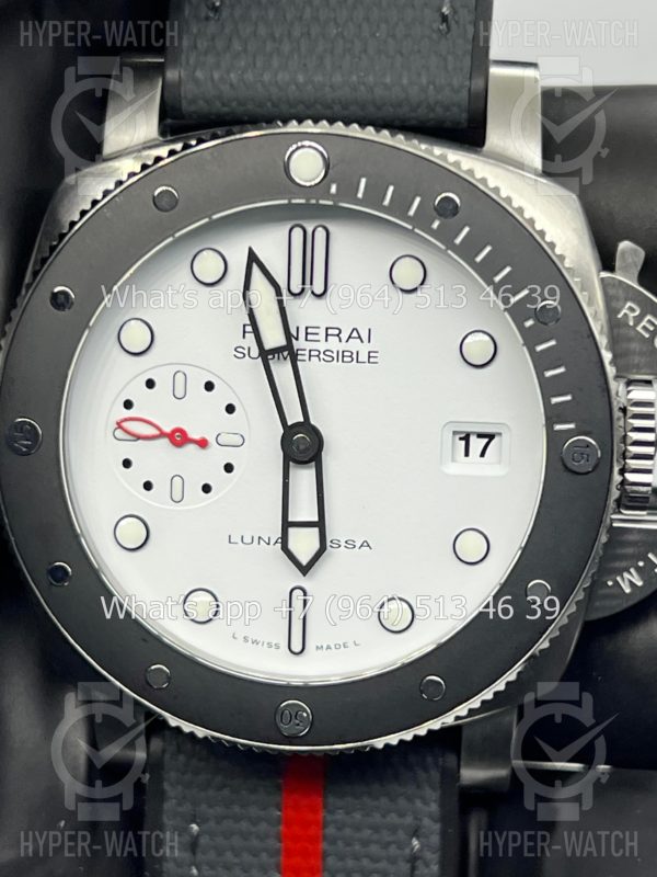 Фото 3 - Officine Panerai Luminor Submersible PAM1579