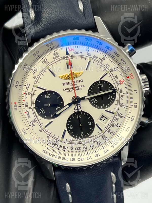 Фото 5 - Breitling Navitimer 42mm AB0120