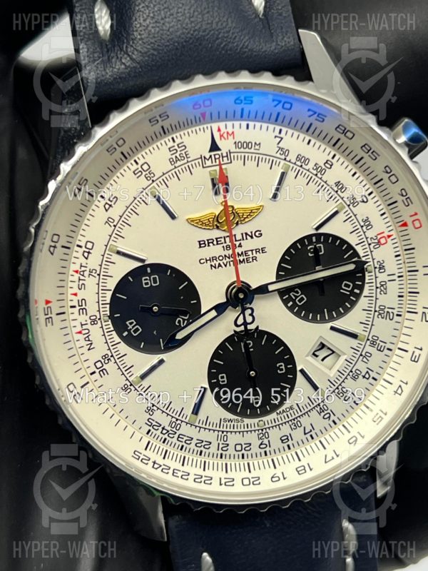 Фото 6 - Breitling Navitimer 42mm AB0120