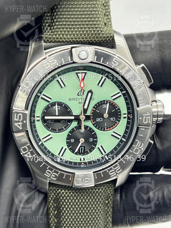 Фото 2 - Breitling Avenger Art 8682