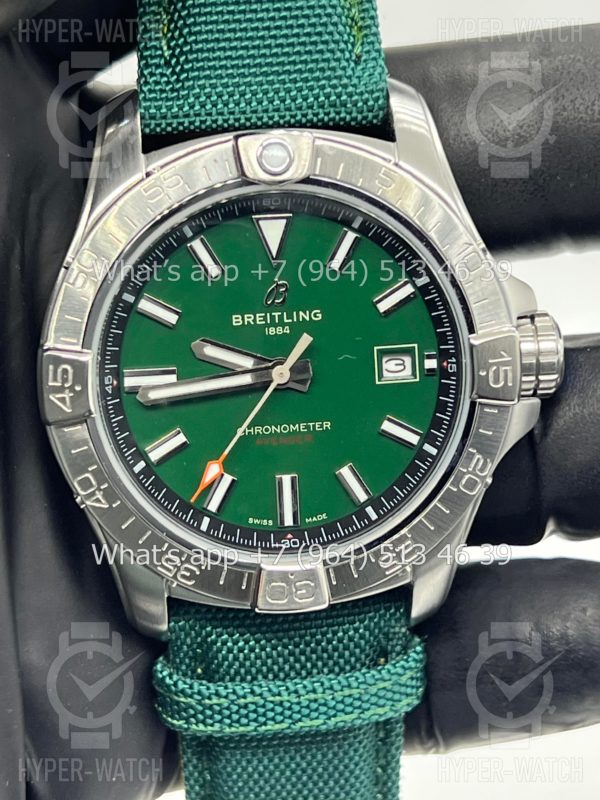 Фото 2 - Breitling Avenger Art 8704